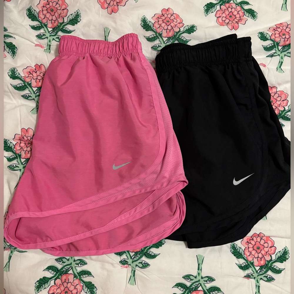 Nike Women's Tempo Brief-Lined Running Shorts - Size Medium - 2 pairs